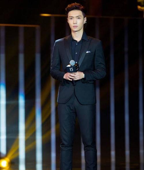 明星得税有多高,高额税收背后的真相