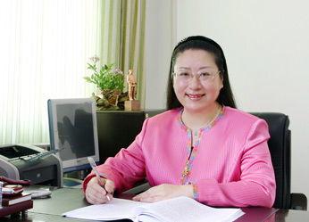 村书记妇女主任吃瓜,揭秘乡村基层的和谐与矛盾